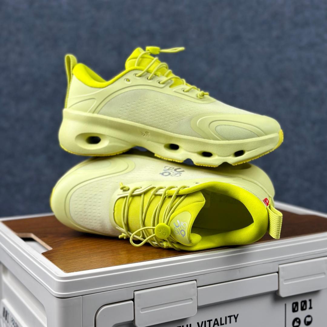 LOEWE罗意威 x ON昂跑 联名款 Cloudsolo系列 棕黑 36-46 3WF3060-Top High Quatity Cheap Sneakers Fashion Clothing Clothes Bags handbags Shoes of all Brand wholesale With The best Quality And Beautiful Price from China Factory Chinese suppliers wholesaler seller LOEWE罗意威 x ON昂跑 联名款 Cloudsolo系列 棕黑 36-46 3WF3060