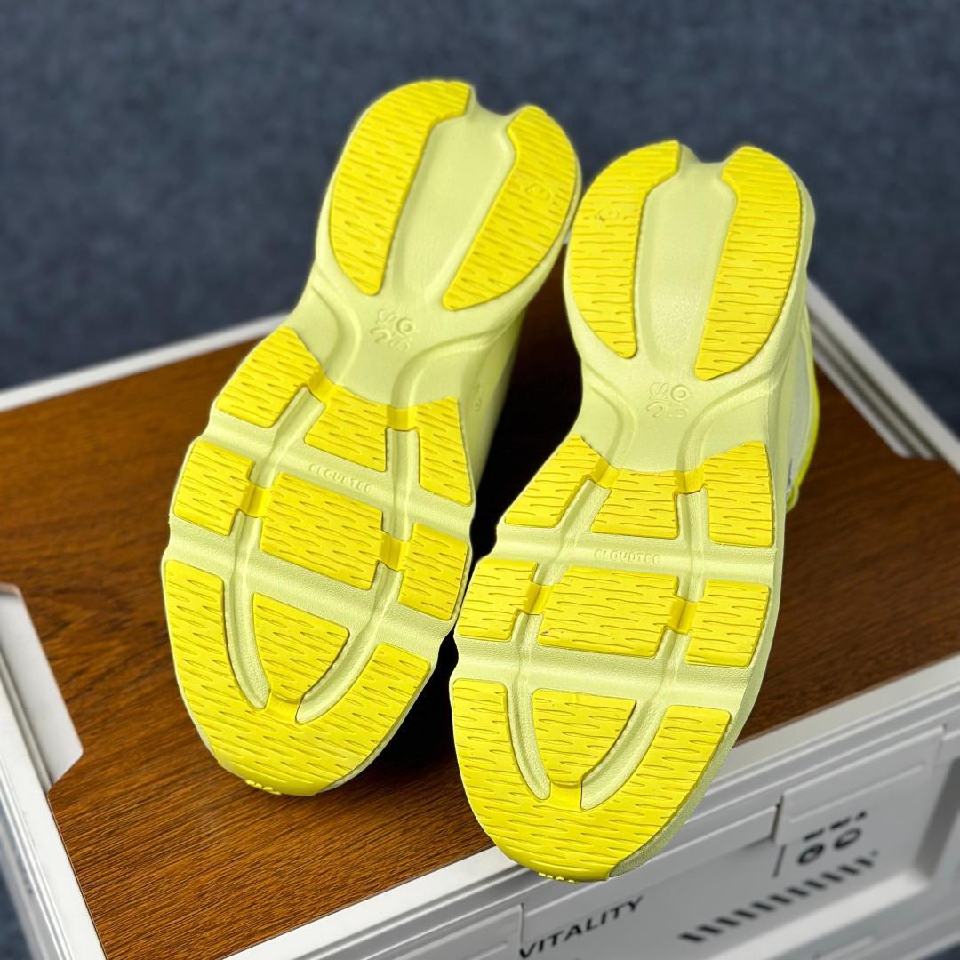 LOEWE罗意威 x ON昂跑 联名款 Cloudsolo系列 棕黑 36-46 3WF3060-Top High Quatity Cheap Sneakers Fashion Clothing Clothes Bags handbags Shoes of all Brand wholesale With The best Quality And Beautiful Price from China Factory Chinese suppliers wholesaler seller LOEWE罗意威 x ON昂跑 联名款 Cloudsolo系列 棕黑 36-46 3WF3060