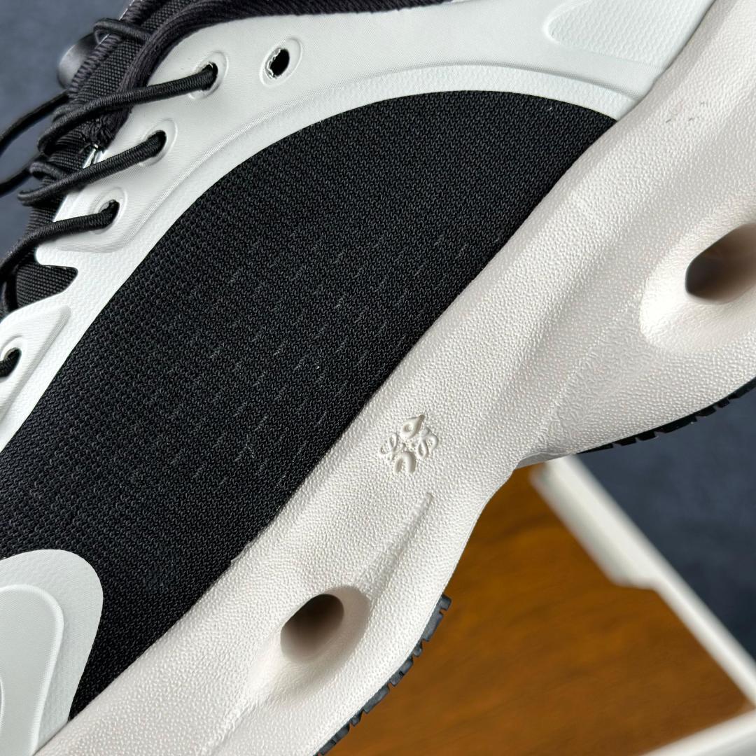 LOEWE罗意威 x ON昂跑 联名款 Cloudsolo系列 黑白色 36-46 3WF3060-Top High Quatity Cheap Sneakers Fashion Clothing Clothes Bags handbags Shoes of all Brand wholesale With The best Quality And Beautiful Price from China Factory Chinese suppliers wholesaler seller LOEWE罗意威 x ON昂跑 联名款 Cloudsolo系列 黑白色 36-46 3WF3060