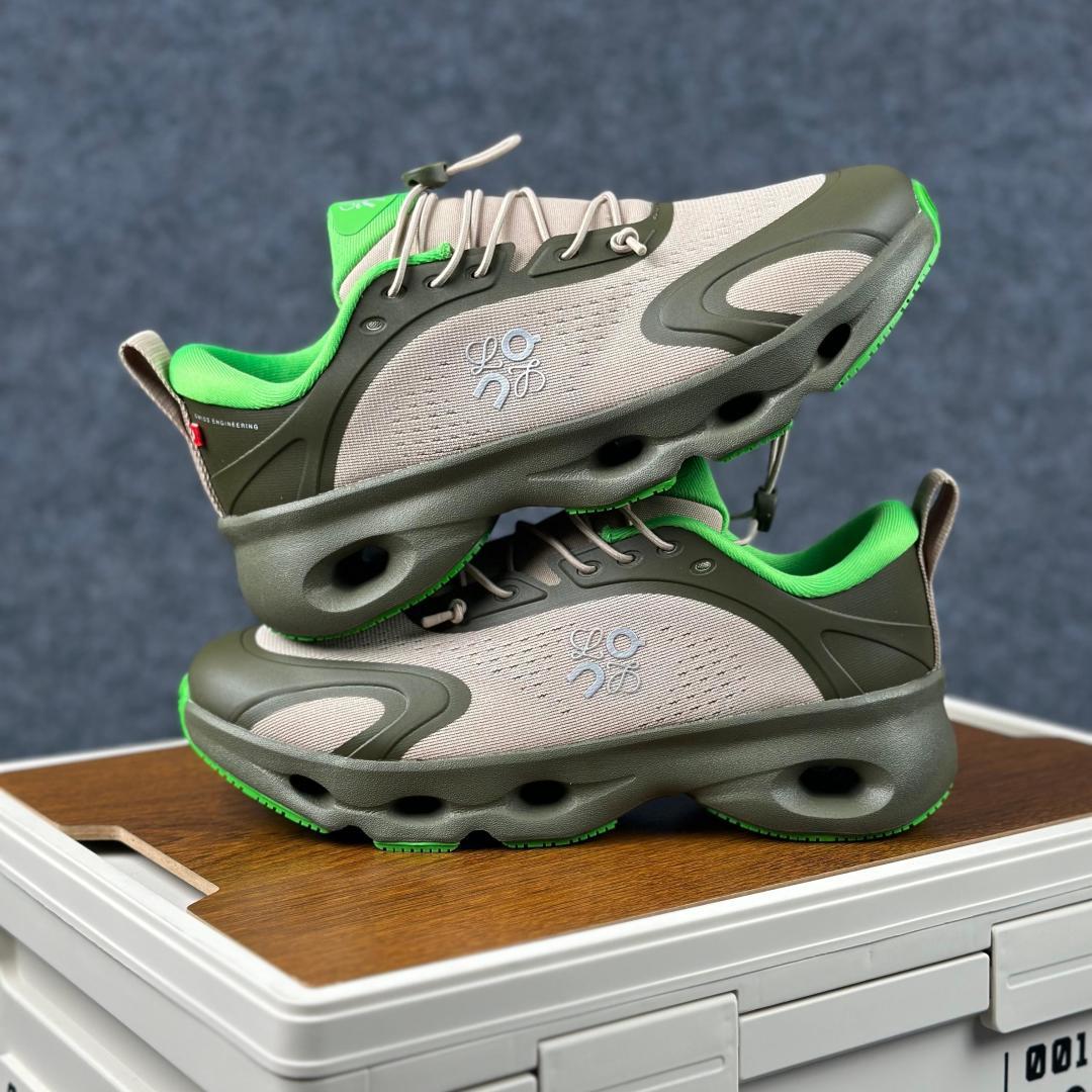 LOEWE罗意威 x ON昂跑 联名款 Cloudsolo系列 灰绿 36-46 3WF3060-Top High Quatity Cheap Sneakers Fashion Clothing Clothes Bags handbags Shoes of all Brand wholesale With The best Quality And Beautiful Price from China Factory Chinese suppliers wholesaler seller LOEWE罗意威 x ON昂跑 联名款 Cloudsolo系列 灰绿 36-46 3WF3060