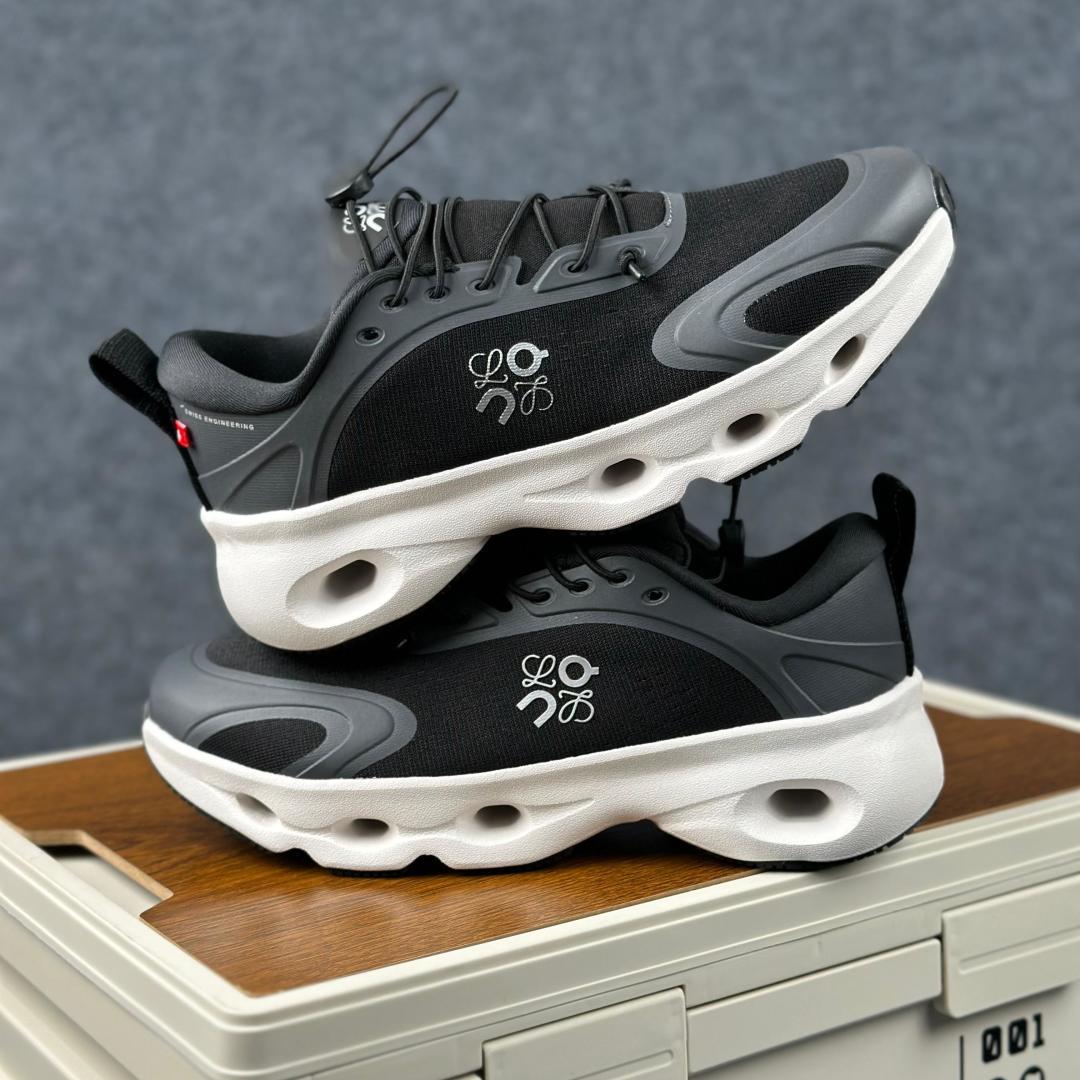 LOEWE罗意威 x ON昂跑 联名款 Cloudsolo系列 黑白 36-46 3WF3060