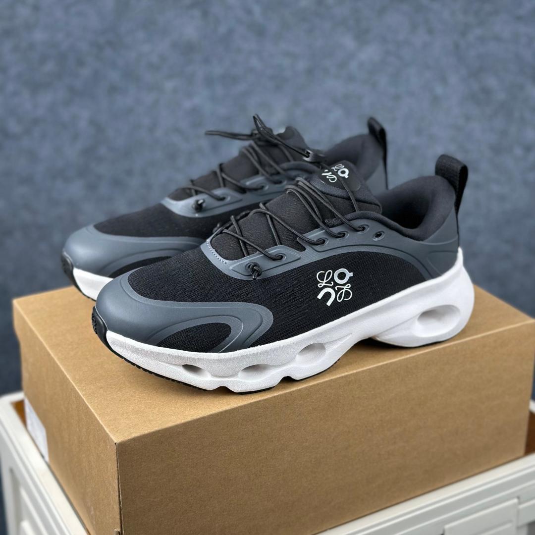 LOEWE罗意威 x ON昂跑 联名款 Cloudsolo系列 黑白 36-46 3WF3060