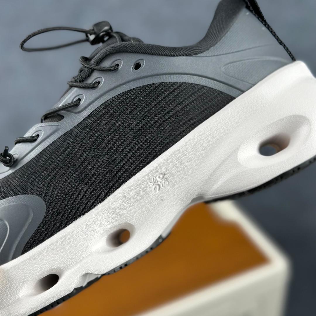 LOEWE罗意威 x ON昂跑 联名款 Cloudsolo系列 黑白 36-46 3WF3060