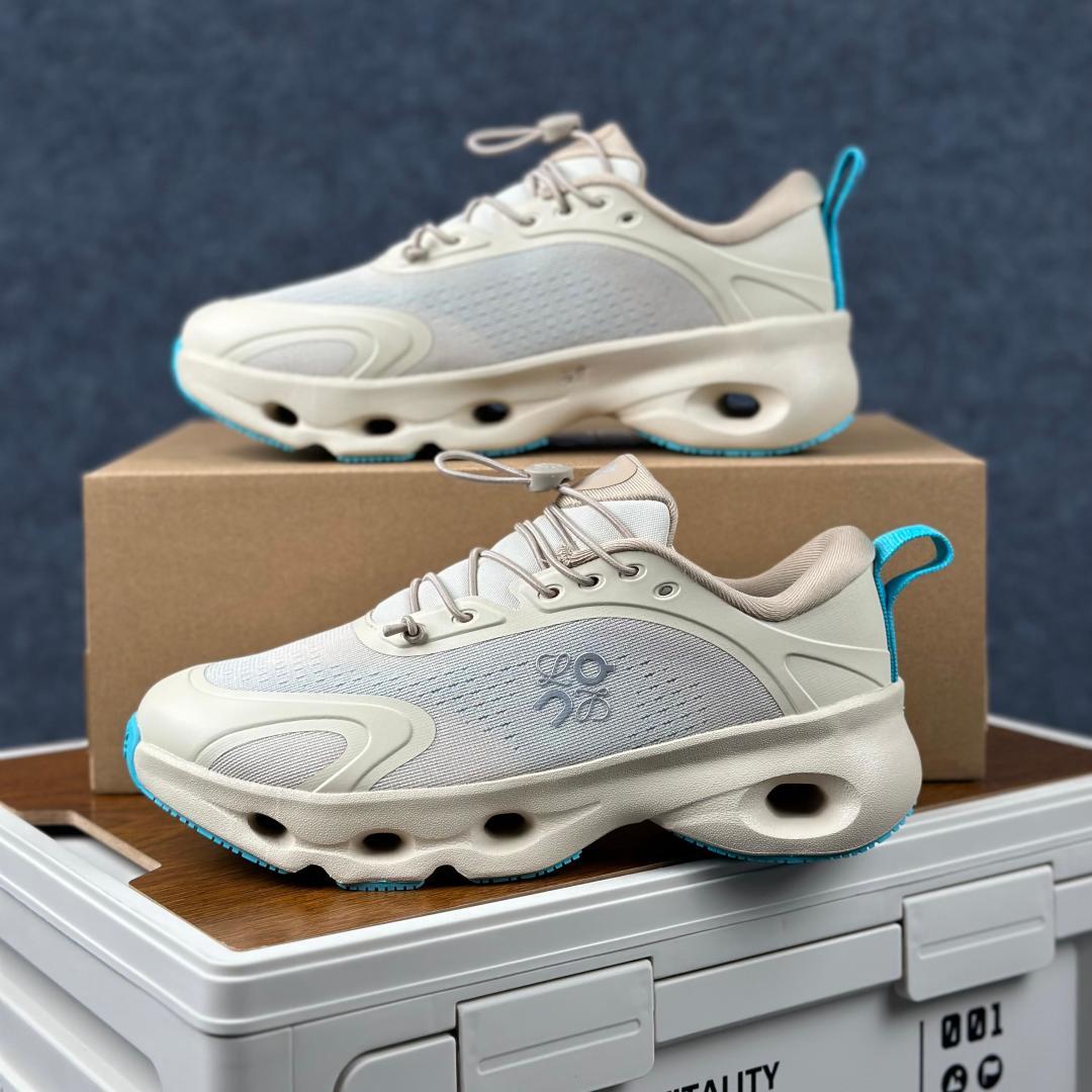 LOEWE罗意威 x ON昂跑 联名款 Cloudsolo系列 白米蓝 36-46 3WF3060-Top High Quatity Cheap Sneakers Fashion Clothing Clothes Bags handbags Shoes of all Brand wholesale With The best Quality And Beautiful Price from China Factory Chinese suppliers wholesaler seller LOEWE罗意威 x ON昂跑 联名款 Cloudsolo系列 白米蓝 36-46 3WF3060