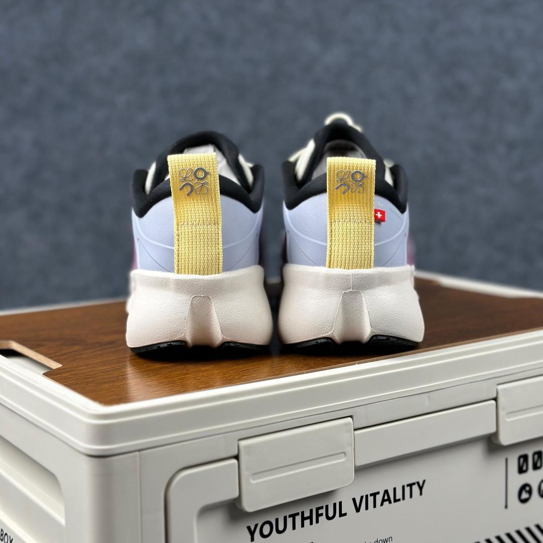 LOEWE罗意威 x ON昂跑 联名款 Cloudsolo系列 紫色 36-46 3WF3060-Top High Quatity Cheap Sneakers Fashion Clothing Clothes Bags handbags Shoes of all Brand wholesale With The best Quality And Beautiful Price from China Factory Chinese suppliers wholesaler seller LOEWE罗意威 x ON昂跑 联名款 Cloudsolo系列 紫色 36-46 3WF3060