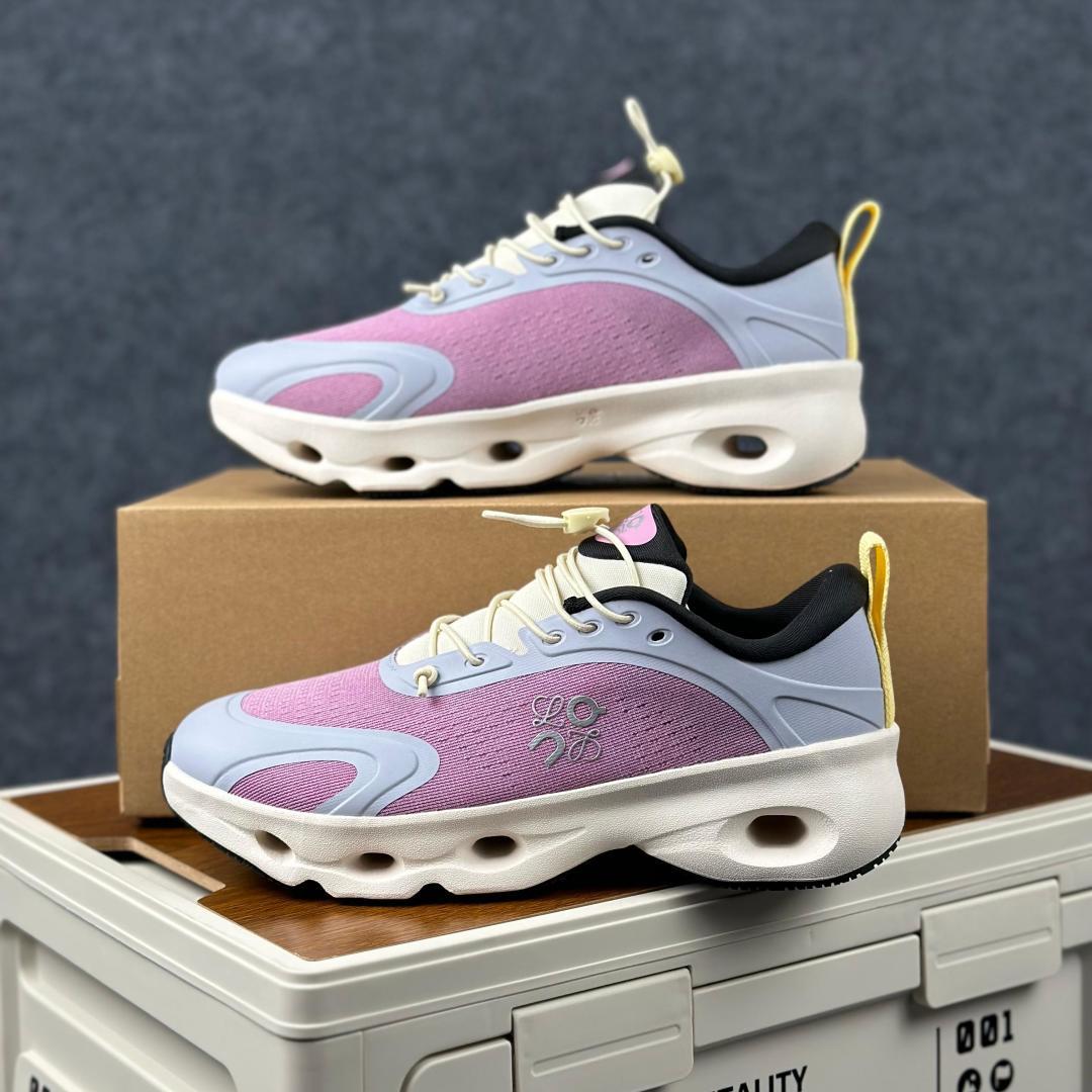 LOEWE罗意威 x ON昂跑 联名款 Cloudsolo系列 紫色 36-46 3WF3060-Top High Quatity Cheap Sneakers Fashion Clothing Clothes Bags handbags Shoes of all Brand wholesale With The best Quality And Beautiful Price from China Factory Chinese suppliers wholesaler seller LOEWE罗意威 x ON昂跑 联名款 Cloudsolo系列 紫色 36-46 3WF3060