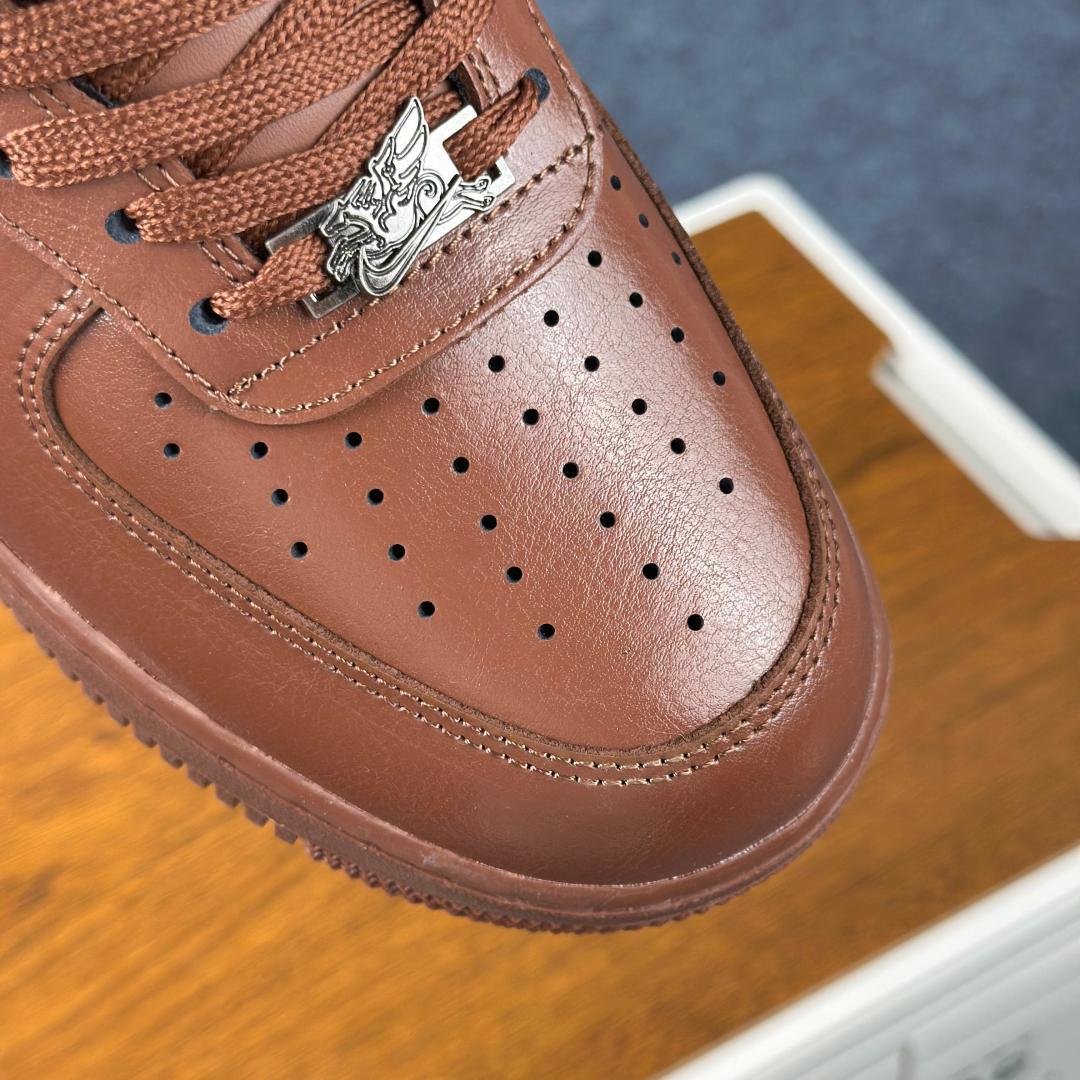 260 NIke Air Force 1 '07 Low “马年联名--栗红檀棕” XY9025-002-Chinese UA Cheap High Quatity Brand Clothes Bags handbags Sneakers wholesale wholesaler seller from China Factory suppliers Fashion Clothing Shoes best Quality Beautiful Price 260 NIke Air Force 1 '07 Low “马年联名--栗红檀棕” XY9025-002