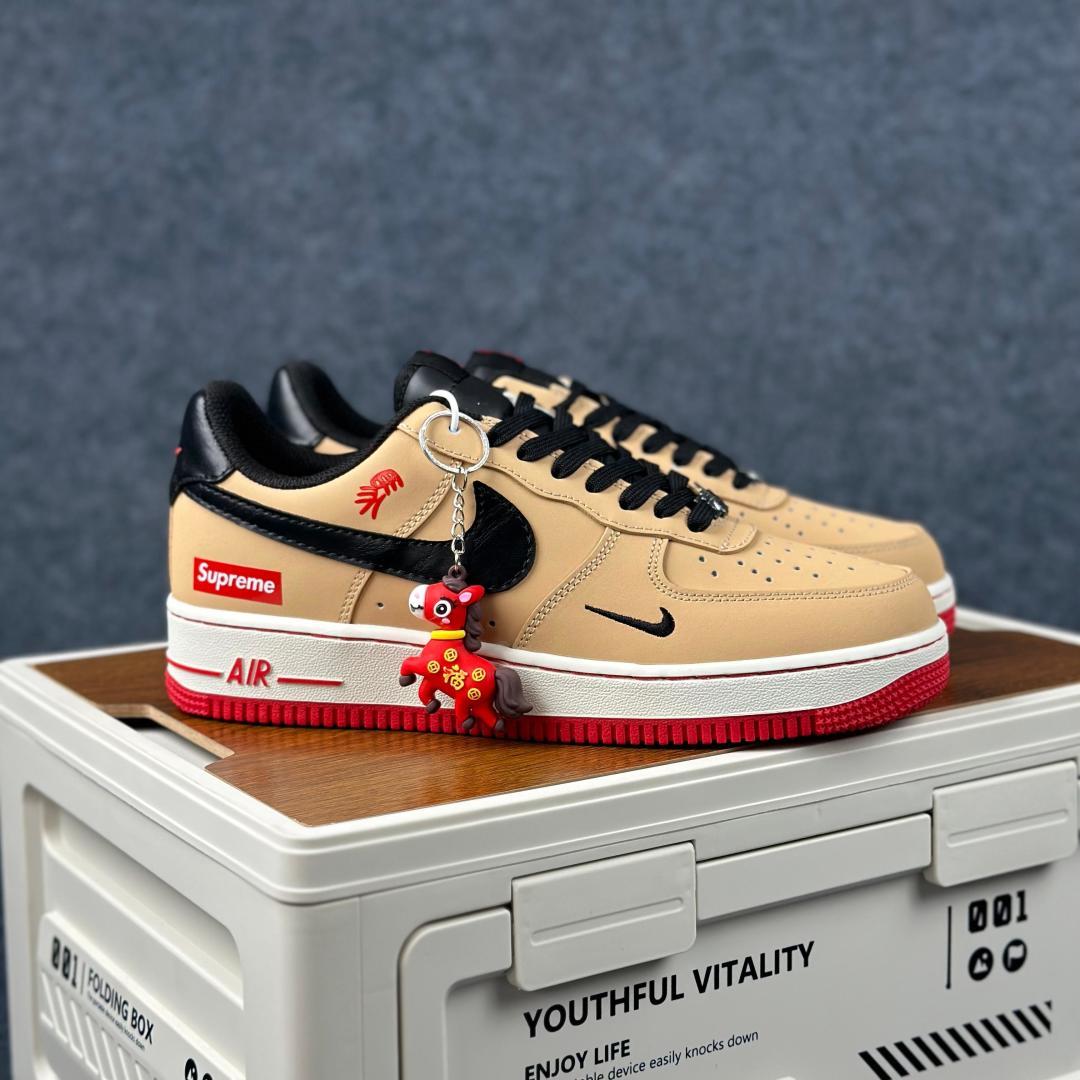 260 Nike Air Force1 07 low 马年限定 NH0601-525 定制空军-Chinese UA Cheap High Quatity Brand Clothes Bags handbags Sneakers wholesale wholesaler seller from China Factory suppliers Fashion Clothing Shoes best Quality Beautiful Price 260 Nike Air Force1 07 low 马年限定 NH0601-525 定制空军