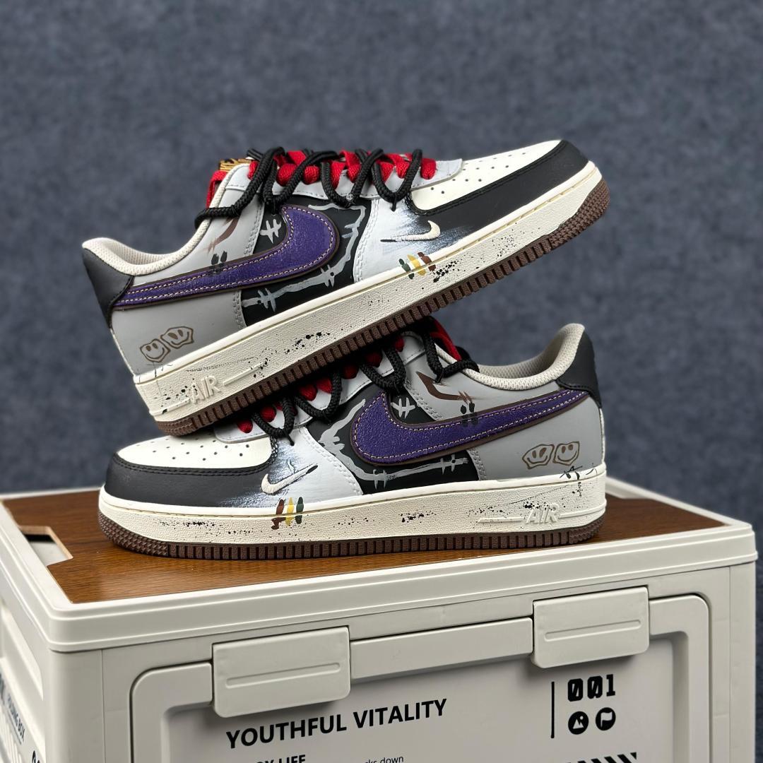 260 Nike Air Force 1'07 Low ”Boundary Break Graffiti” 手绘涂鸦 破界涂鸦 空军一号低帮休闲板鞋 LJ8822-121-Chinese UA Cheap High Quatity Brand Clothes Bags handbags Sneakers wholesale wholesaler seller from China Factory suppliers Fashion Clothing Shoes best Quality Beautiful Price 260 Nike Air Force 1'07 Low ”Boundary Break Graffiti” 手绘涂鸦 破界涂鸦 空军一号低帮休闲板鞋 LJ8822-121