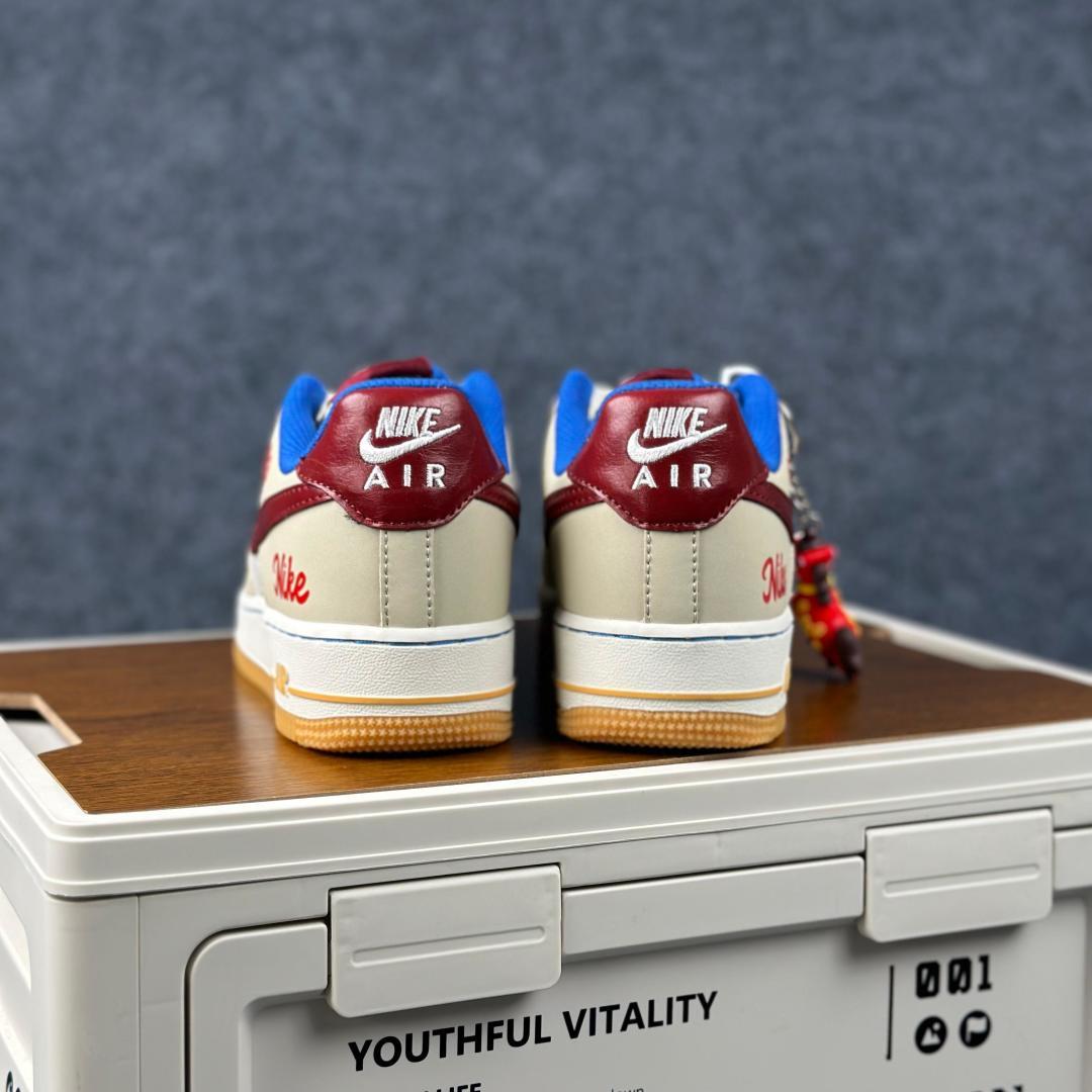 260 NIke Air Force 1 '07 Low “马年联名--云白赤霞” NH0601-519 空军一号低帮 运动鞋 休闲鞋-Chinese UA Cheap High Quatity Brand Clothes Bags handbags Sneakers wholesale wholesaler seller from China Factory suppliers Fashion Clothing Shoes best Quality Beautiful Price 260 NIke Air Force 1 '07 Low “马年联名--云白赤霞” NH0601-519 空军一号低帮 运动鞋 休闲鞋