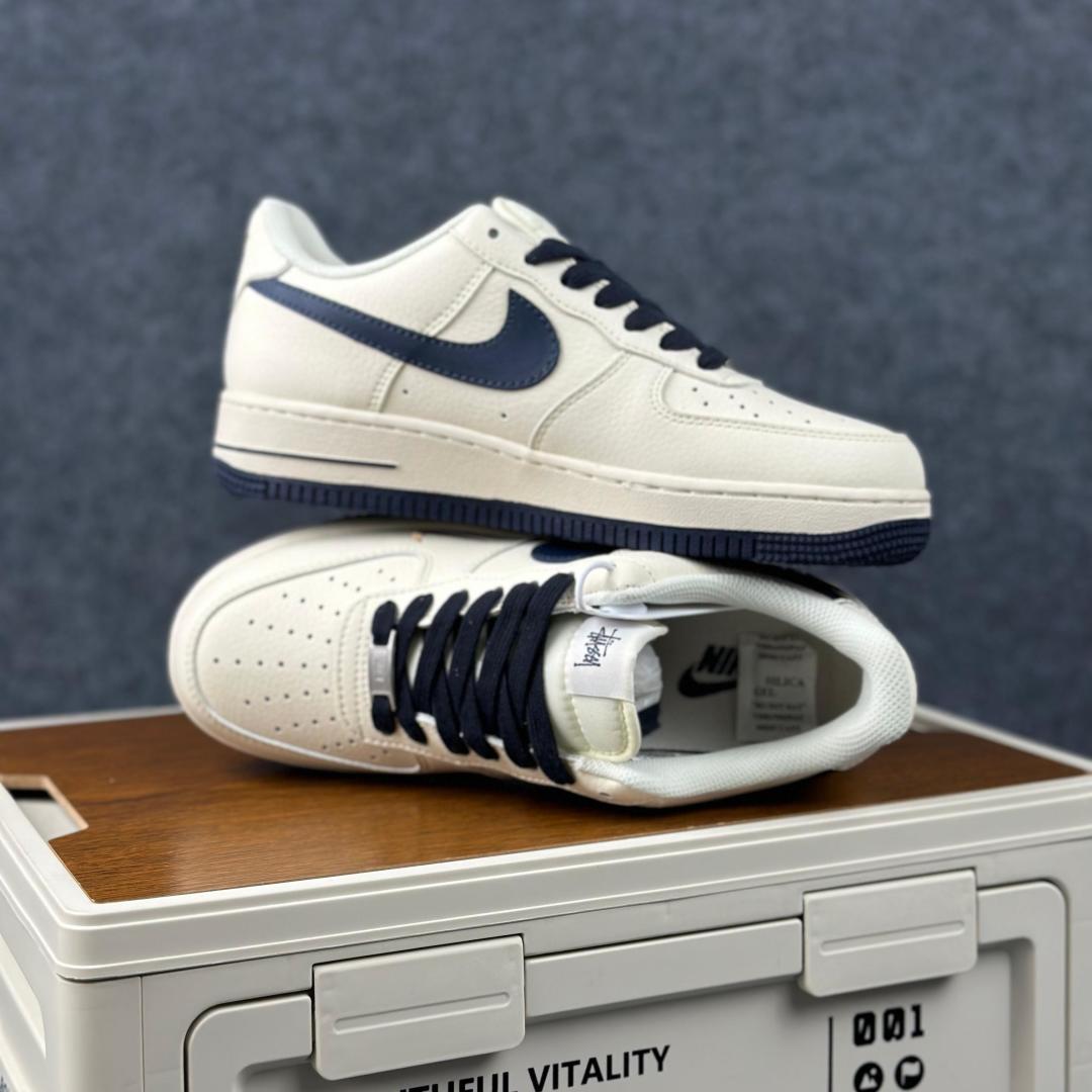 Nike Air Force 1'07 Low 斯图西联名 XX3168-225 空军一号低帮休闲板鞋