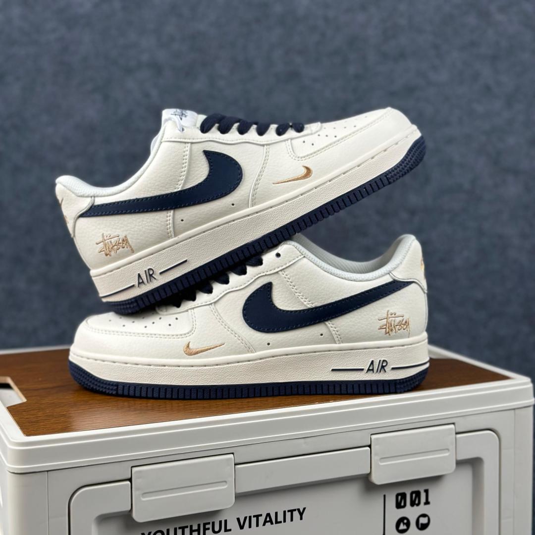 Nike Air Force 1'07 Low 斯图西联名 XX3168-225 空军一号低帮休闲板鞋