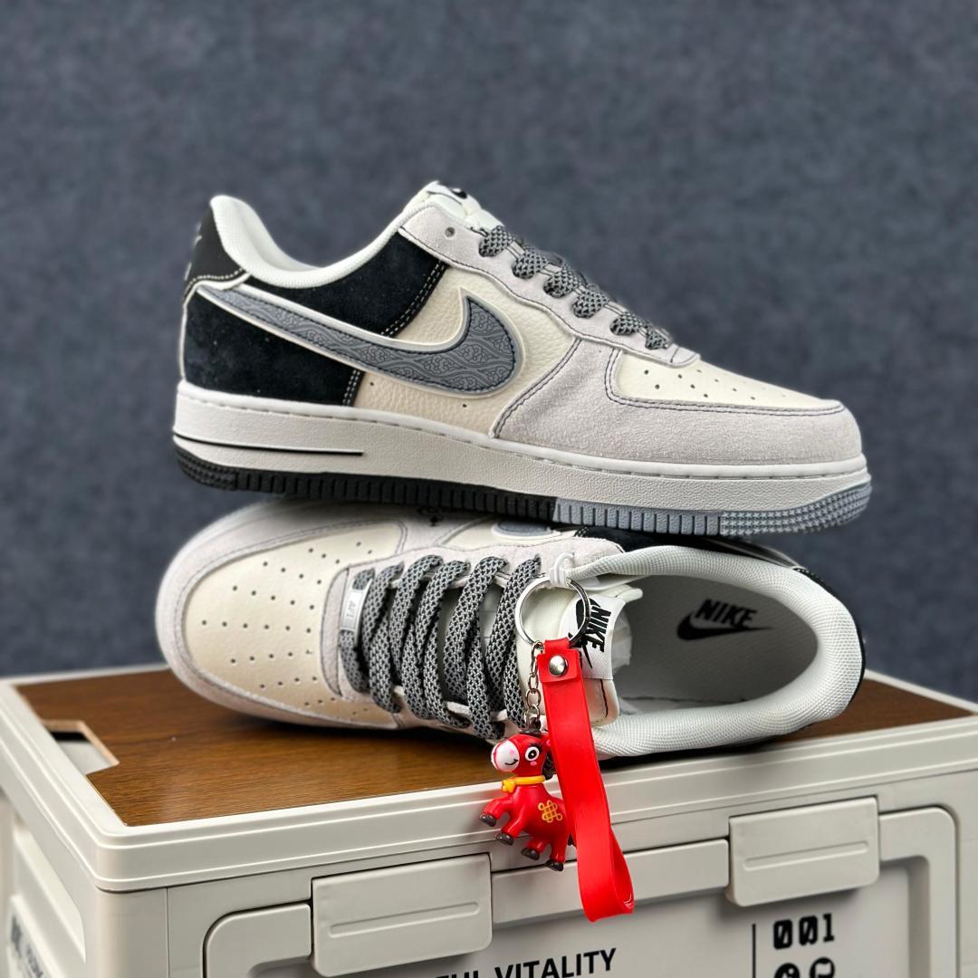 Nike Air Force 1'07 Low 马年限定 HT5088-636 空军一号低帮休闲板鞋-Top High Quatity Cheap Sneakers Fashion Clothing Clothes Bags handbags Shoes of all Brand wholesale With The best Quality And Beautiful Price from China Factory Chinese suppliers wholesaler seller Nike Air Force 1'07 Low 马年限定 HT5088-636 空军一号低帮休闲板鞋