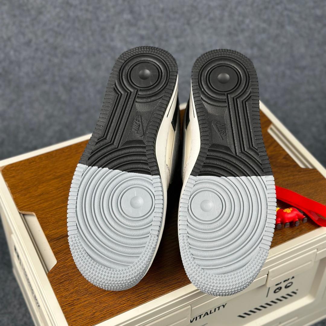 Nike Air Force 1'07 Low 马年限定 HT5088-636 空军一号低帮休闲板鞋-Top High Quatity Cheap Sneakers Fashion Clothing Clothes Bags handbags Shoes of all Brand wholesale With The best Quality And Beautiful Price from China Factory Chinese suppliers wholesaler seller Nike Air Force 1'07 Low 马年限定 HT5088-636 空军一号低帮休闲板鞋