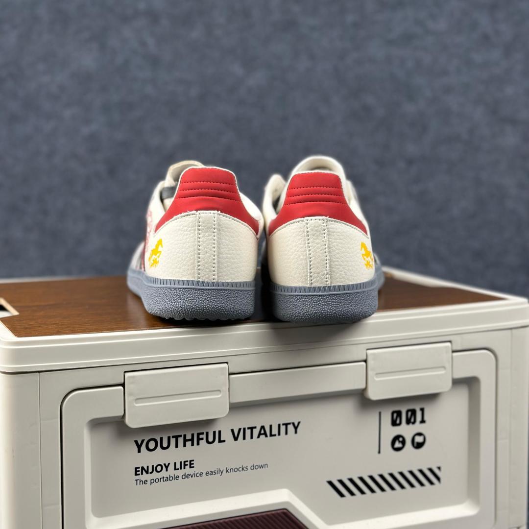 Adidas Handball Spezial Sanba 马年限定 JJ2615 阿迪达斯经典款 桑巴德训 复古休闲板鞋-Top High Quatity Cheap Sneakers Fashion Clothing Clothes Bags handbags Shoes of all Brand wholesale With The best Quality And Beautiful Price from China Factory Chinese suppliers wholesaler seller Adidas Handball Spezial Sanba 马年限定 JJ2615 阿迪达斯经典款 桑巴德训 复古休闲板鞋