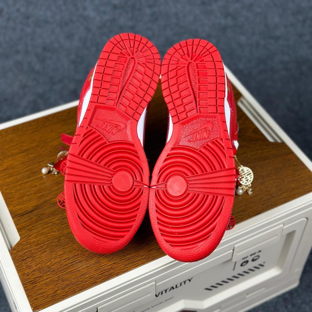 Nike Dunk Low Retro 喜结良缘 婚庆中国风主题红白 国潮金玉良缘婚鞋 CU1727-100-Top High Quatity Cheap Sneakers Fashion Clothing Clothes Bags handbags Shoes of all Brand wholesale With The best Quality And Beautiful Price from China Factory Chinese suppliers wholesaler seller Nike Dunk Low Retro 喜结良缘 婚庆中国风主题红白 国潮金玉良缘婚鞋 CU1727-100