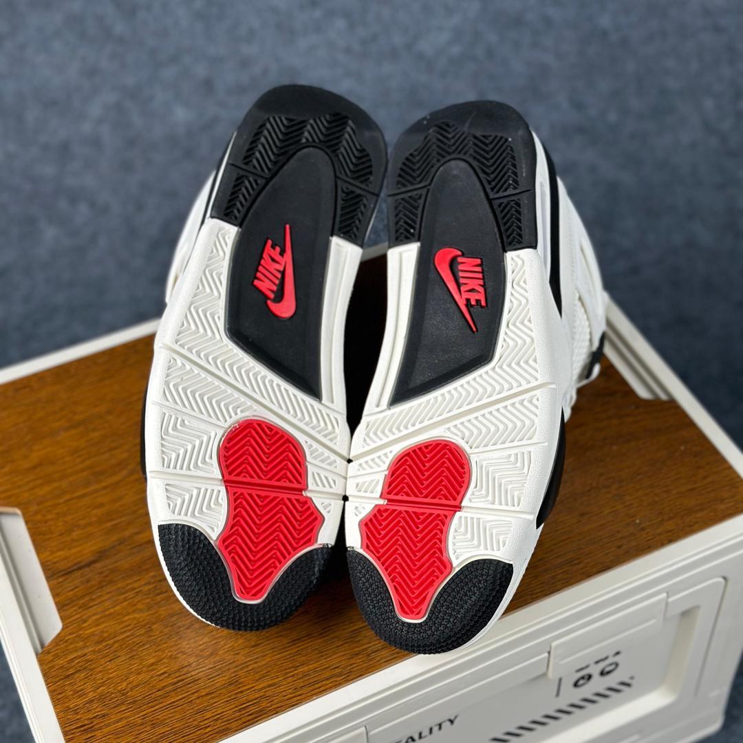 300 W版大厂出品 Air Jordan 4 Retro 乔丹四代 复刻飞行员 IM4002-100-Chinese UA Cheap High Quatity Brand Clothes Bags handbags Sneakers wholesale wholesaler seller from China Factory suppliers Fashion Clothing Shoes best Quality Beautiful Price 300 W版大厂出品 Air Jordan 4 Retro 乔丹四代 复刻飞行员 IM4002-100