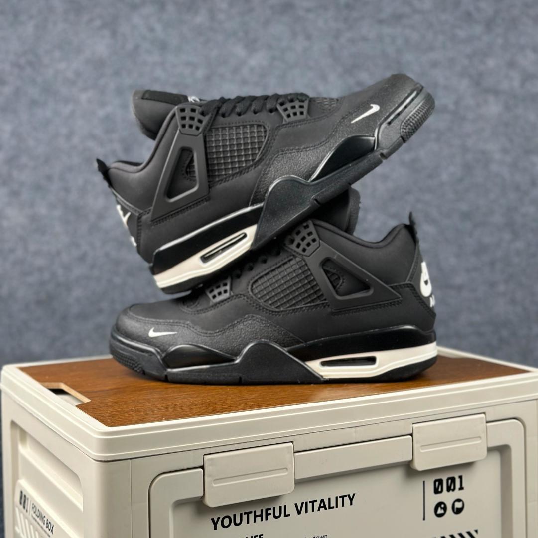 W版大厂出品 Air Jordan 4 Retro 乔丹四代 联名蓝砖 HV0823-200 W版大厂出品 Air Jordan 4 Retro 乔丹四代 联名蓝砖 HV0823-200