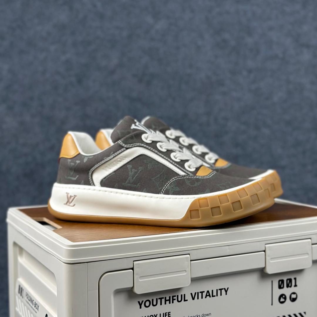 路易威登LOUIS VUITTON Tilted Low Sneakers 倾斜系列低帮复古休闲运动文化百搭板鞋“LV组合tpu生胶底”
