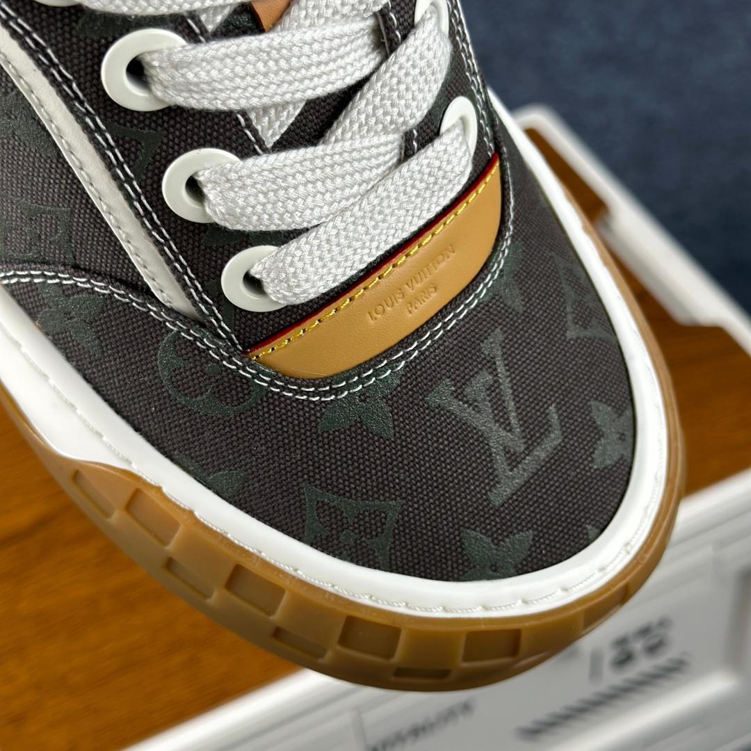 路易威登LOUIS VUITTON Tilted Low Sneakers 倾斜系列低帮复古休闲运动文化百搭板鞋“LV组合tpu生胶底”