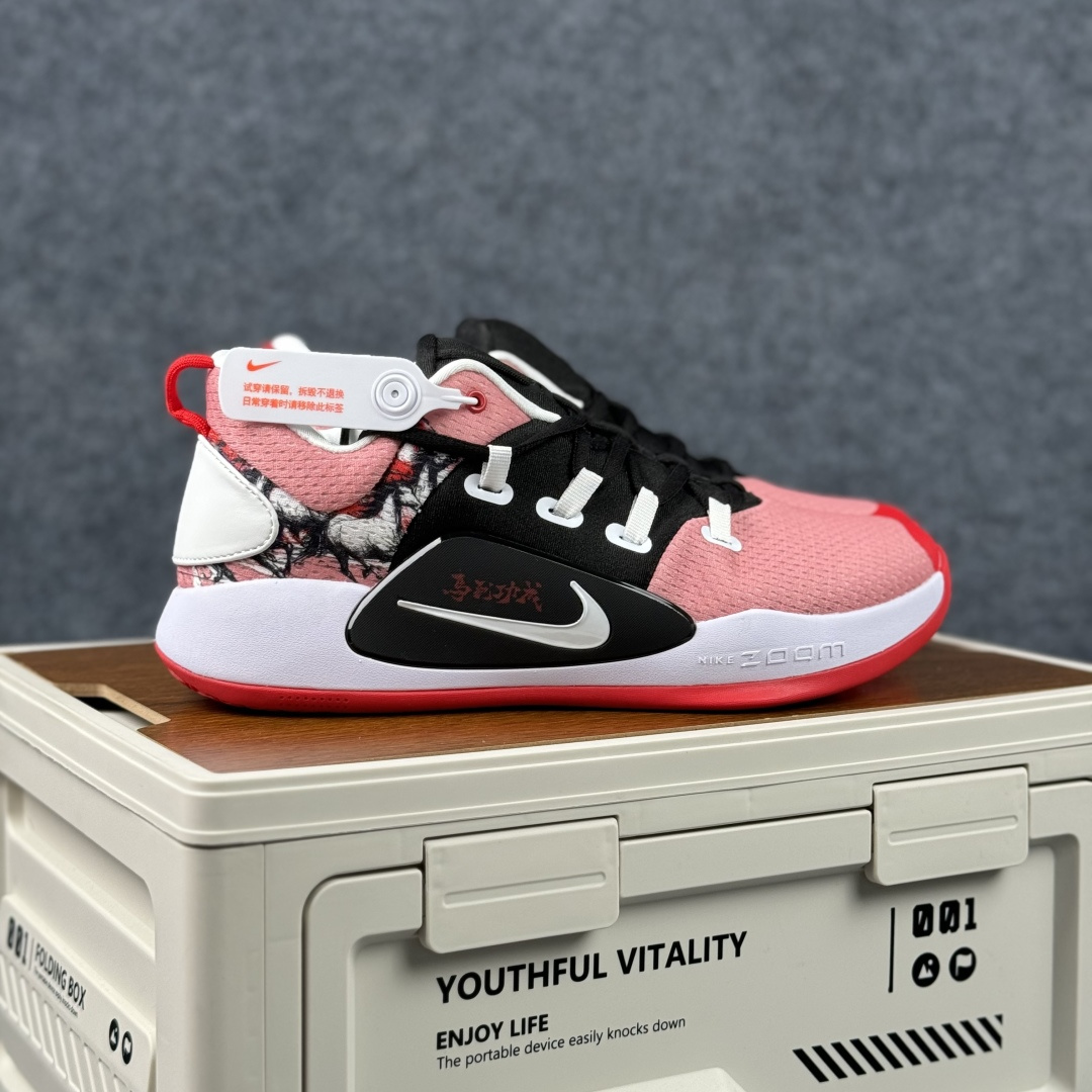 粉黑战甲 Nike PG 2 实战篮球鞋 甜酷撞色 球场吸睛利器 AR0465-009 粉黑战甲 Nike PG 2 实战篮球鞋 甜酷撞色 球场吸睛利器 AR0465-009
