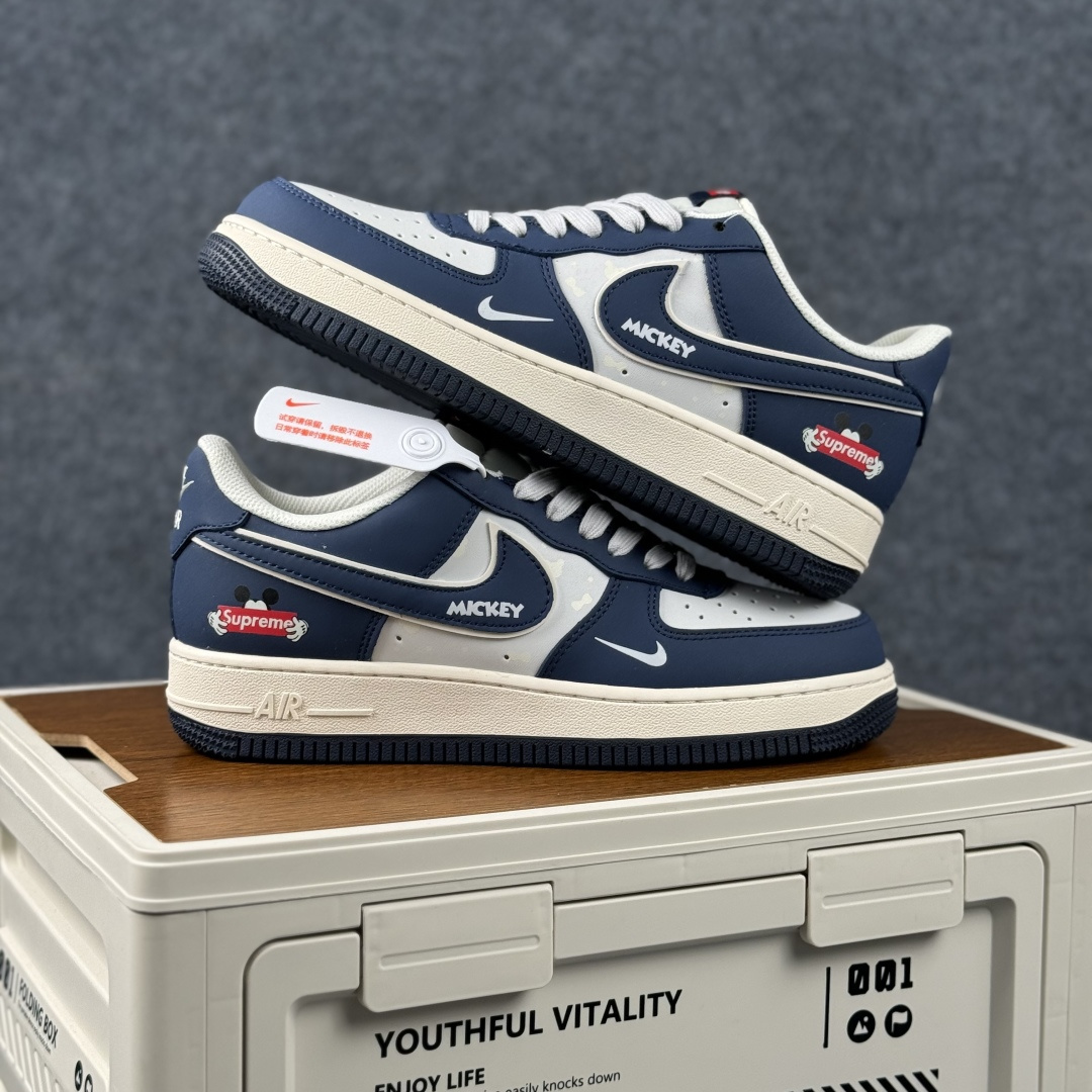 Nike Air Force 1 Low x Mickey x Supreme 三方联名款 XS1958-626-Top High Quatity Cheap Sneakers Fashion Clothing Clothes Bags handbags Shoes of all Brand wholesale With The best Quality And Beautiful Price from China Factory Chinese suppliers wholesaler seller Nike Air Force 1 Low x Mickey x Supreme 三方联名款 XS1958-626
