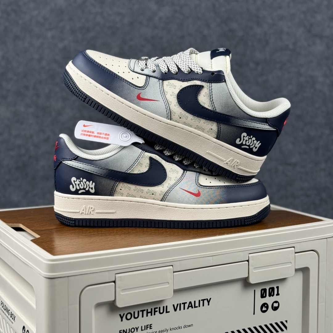 Nike Air Force 1 Low x Stüssy 联名款 复古街头 一眼沦陷 当经典空军一号 XS1958-625 Nike Air Force 1 Low x Stüssy 联名款 复古街头 一眼沦陷 当经典空军一号 XS1958-625