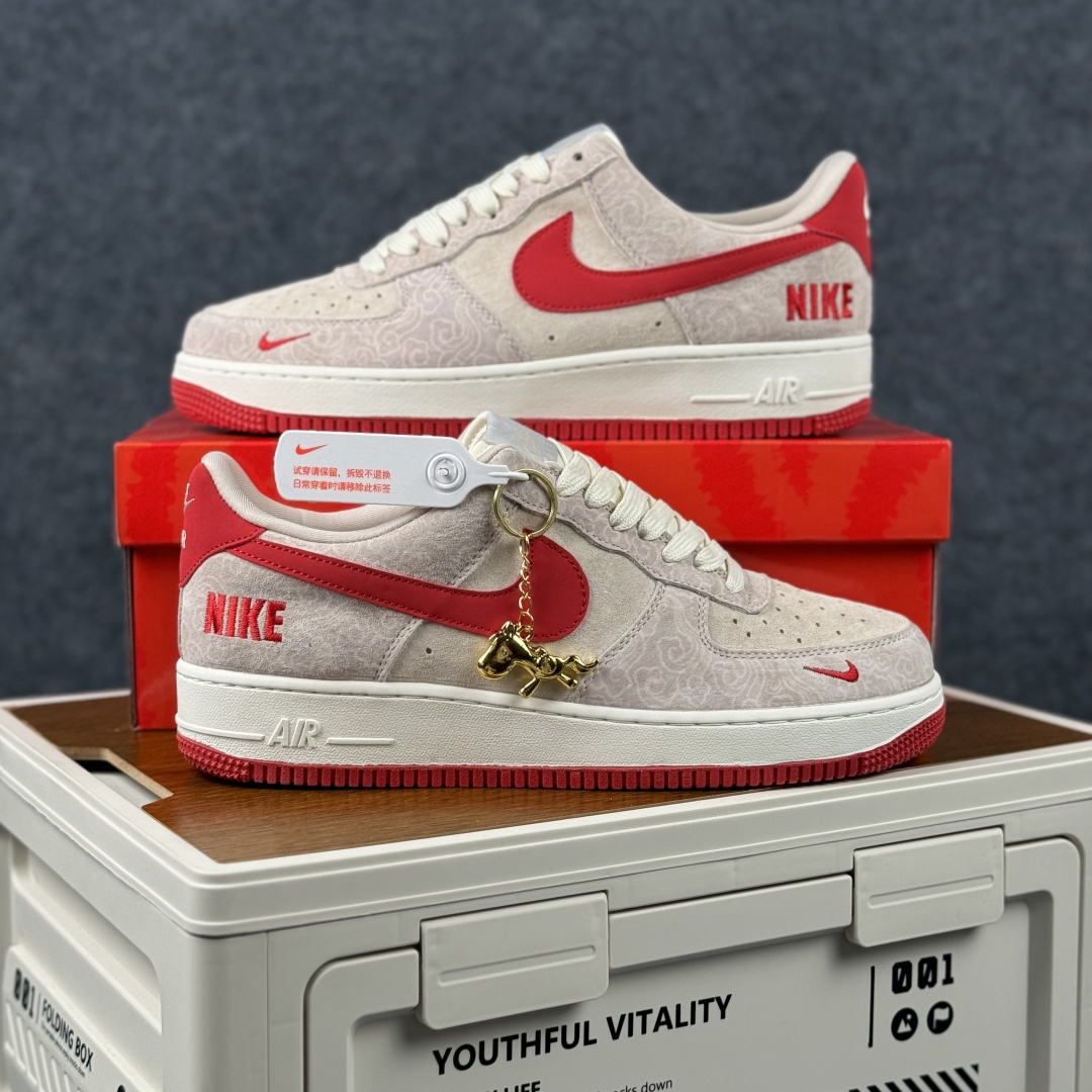 Nike Air Force 1 Low 红白复古限定 心动预警 是初恋感满分的红白CP SY1388-033-Top High Quatity Cheap Sneakers Fashion Clothing Clothes Bags handbags Shoes of all Brand wholesale With The best Quality And Beautiful Price from China Factory Chinese suppliers wholesaler seller Nike Air Force 1 Low 红白复古限定 心动预警 是初恋感满分的红白CP SY1388-033
