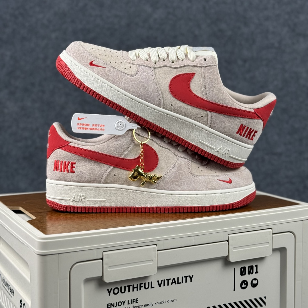 Nike Air Force 1 Low 红白复古限定 心动预警 是初恋感满分的红白CP SY1388-033-Top High Quatity Cheap Sneakers Fashion Clothing Clothes Bags handbags Shoes of all Brand wholesale With The best Quality And Beautiful Price from China Factory Chinese suppliers wholesaler seller Nike Air Force 1 Low 红白复古限定 心动预警 是初恋感满分的红白CP SY1388-033