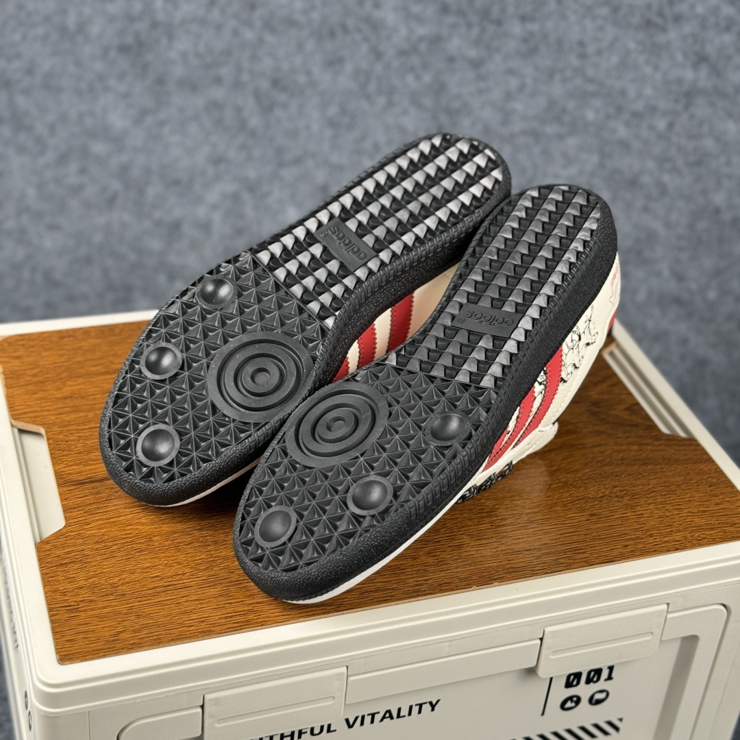 Adidas Handball Spezial Sanba 马年限定 JJ2612 阿迪达斯经典款 桑巴德训 复古休闲板鞋-Top High Quatity Cheap Sneakers Fashion Clothing Clothes Bags handbags Shoes of all Brand wholesale With The best Quality And Beautiful Price from China Factory Chinese suppliers wholesaler seller Adidas Handball Spezial Sanba 马年限定 JJ2612 阿迪达斯经典款 桑巴德训 复古休闲板鞋
