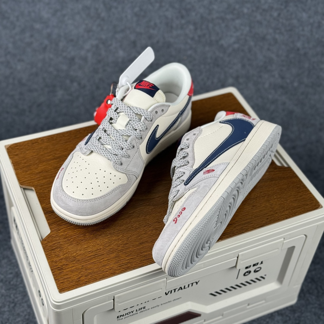 Air Jordan 1 Low AJ1 乔1 2026 马年限定 高端定制 低帮倒钩复古篮球鞋 ZH2598-903 Air Jordan 1 Low AJ1 乔1 2026 马年限定 高端定制 低帮倒钩复古篮球鞋 ZH2598-903