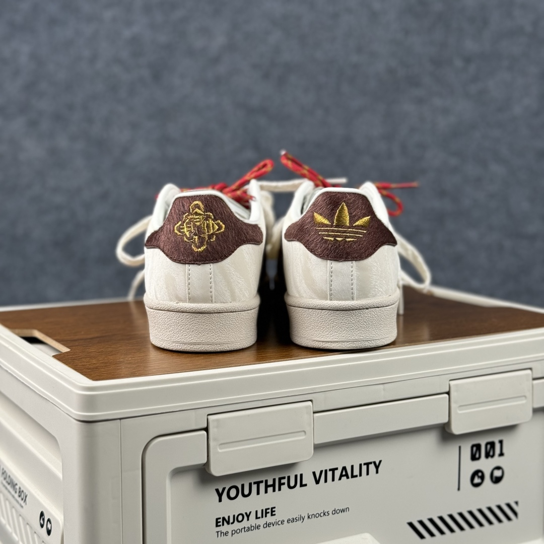 AD Originals Super2 CNY 马年白棕红贝壳头 KJ6293 AD Originals Super2 CNY 马年白棕红贝壳头 KJ6293