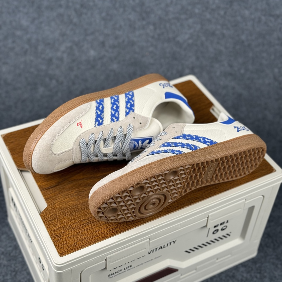 Adidas Handball Spezial Sanba 马年限定 JJ2614 阿迪达斯经典款 桑巴德训 复古休闲板鞋 Adidas Handball Spezial Sanba 马年限定 JJ2614 阿迪达斯经典款 桑巴德训 复古休闲板鞋