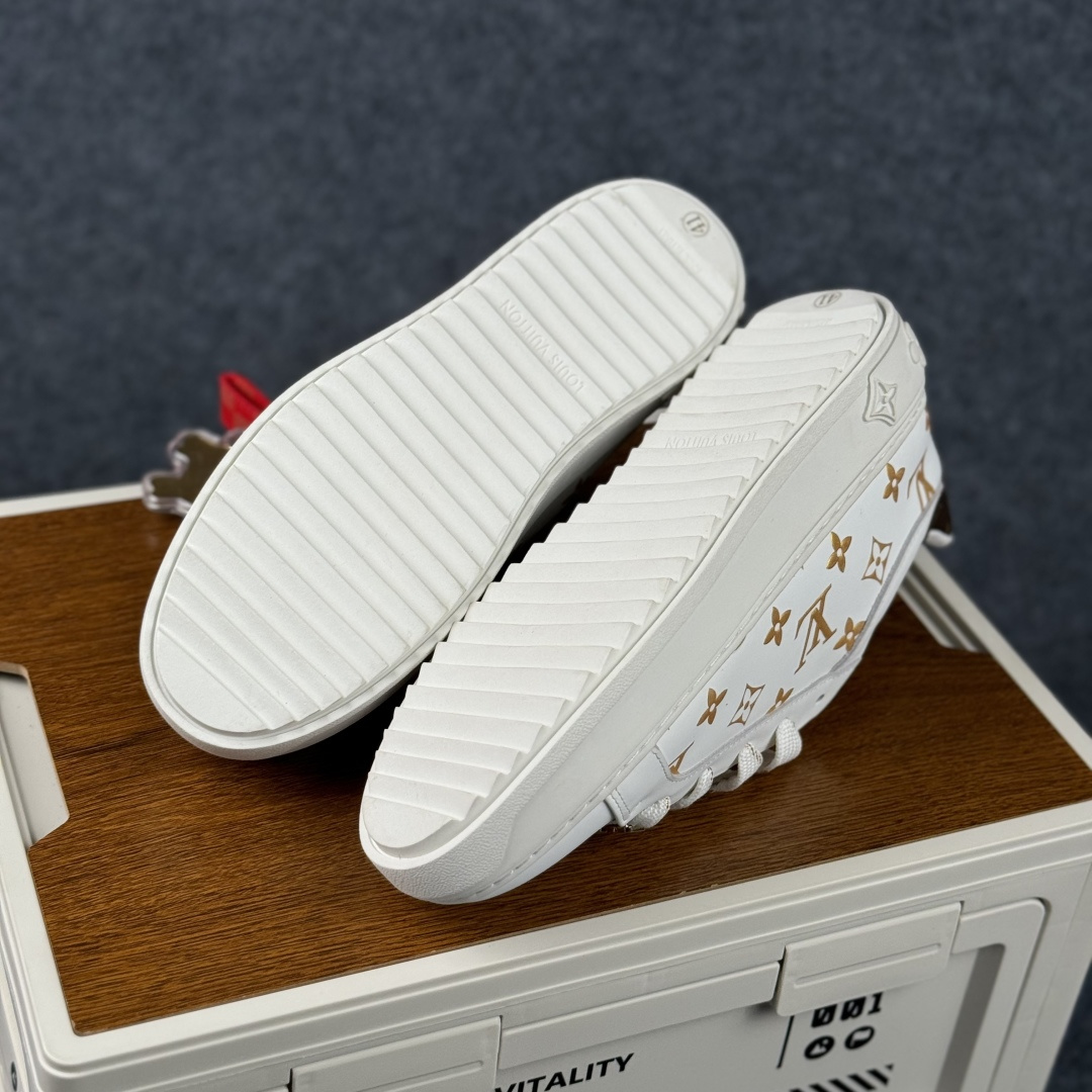 广奢高端货Louis Vuitton New Arrival 系列 LV Time Out 情侣小白鞋-Top High Quatity Cheap Sneakers Fashion Clothing Clothes Bags handbags Shoes of all Brand wholesale With The best Quality And Beautiful Price from China Factory Chinese suppliers wholesaler seller 广奢高端货Louis Vuitton New Arrival 系列 LV Time Out 情侣小白鞋
