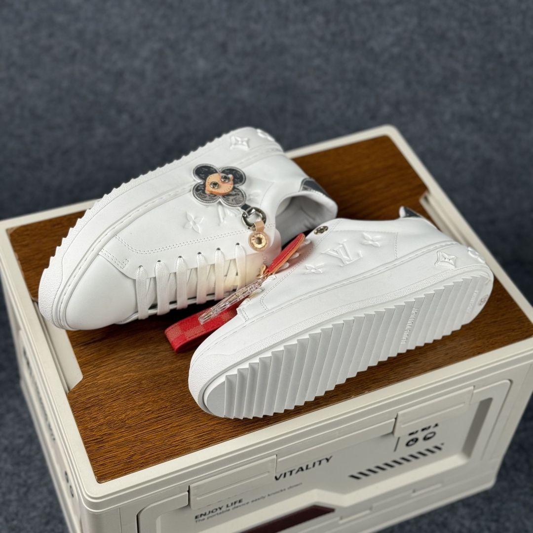 广奢高端货Louis Vuitton New Arrival 系列 LV Time Out 情侣小白鞋-Top High Quatity Cheap Sneakers Fashion Clothing Clothes Bags handbags Shoes of all Brand wholesale With The best Quality And Beautiful Price from China Factory Chinese suppliers wholesaler seller 广奢高端货Louis Vuitton New Arrival 系列 LV Time Out 情侣小白鞋