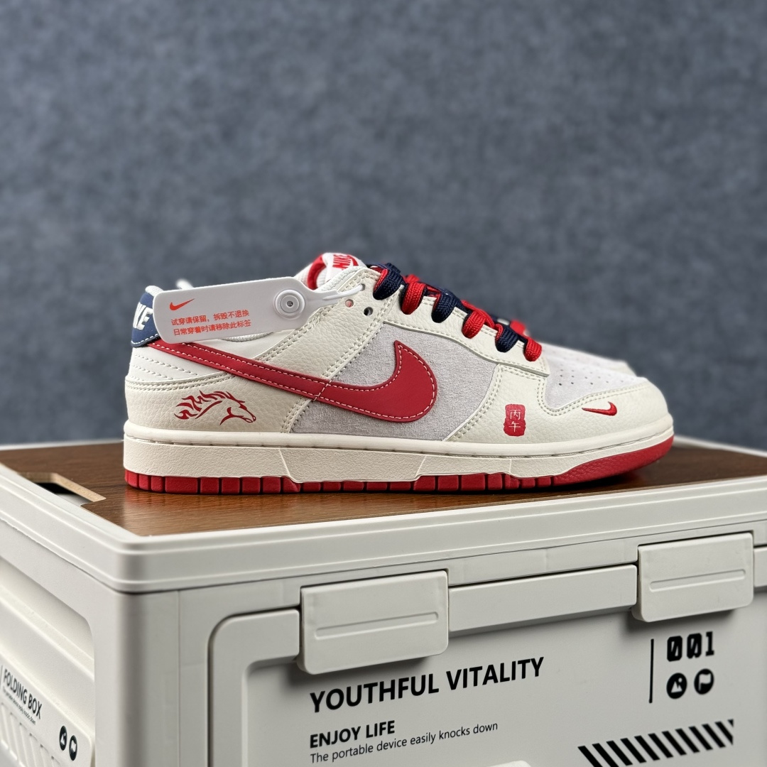 Nike Dunk Low Retro 马年限定 周年高端定制 低帮休闲板鞋 DX2688-013 Nike Dunk Low Retro 马年限定 周年高端定制 低帮休闲板鞋 DX2688-013