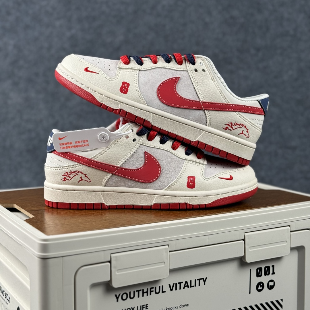 Nike Dunk Low Retro 马年限定 周年高端定制 低帮休闲板鞋 DX2688-013 Nike Dunk Low Retro 马年限定 周年高端定制 低帮休闲板鞋 DX2688-013
