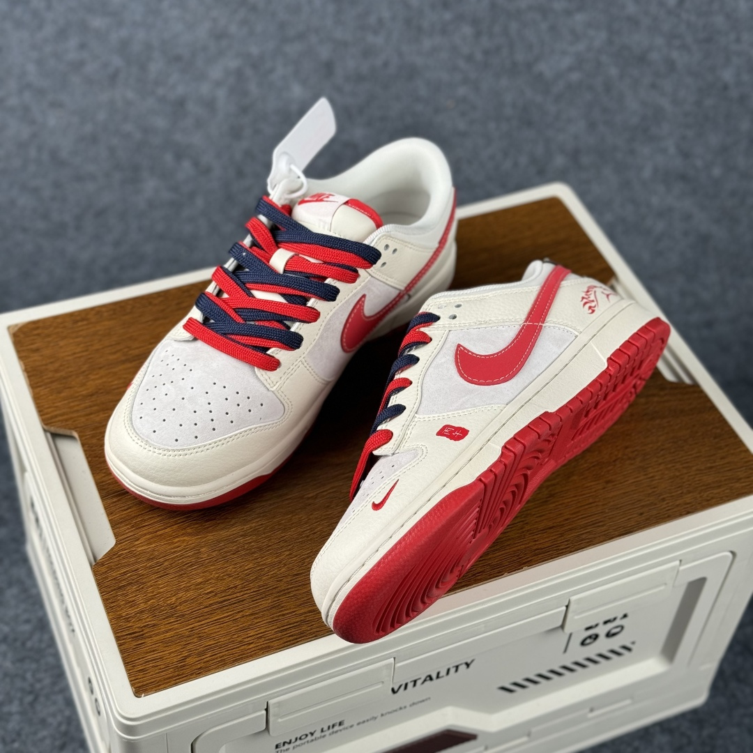 Nike Dunk Low Retro 马年限定 周年高端定制 低帮休闲板鞋 DX2688-013 Nike Dunk Low Retro 马年限定 周年高端定制 低帮休闲板鞋 DX2688-013