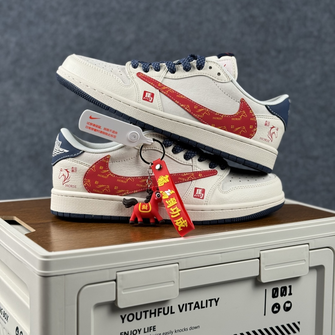Air Jordan 1 Low AJ1 乔1 马年限定 高端定制 低帮倒钩复古篮球鞋 ZH2598-905 Air Jordan 1 Low AJ1 乔1 马年限定 高端定制 低帮倒钩复古篮球鞋 ZH2598-905