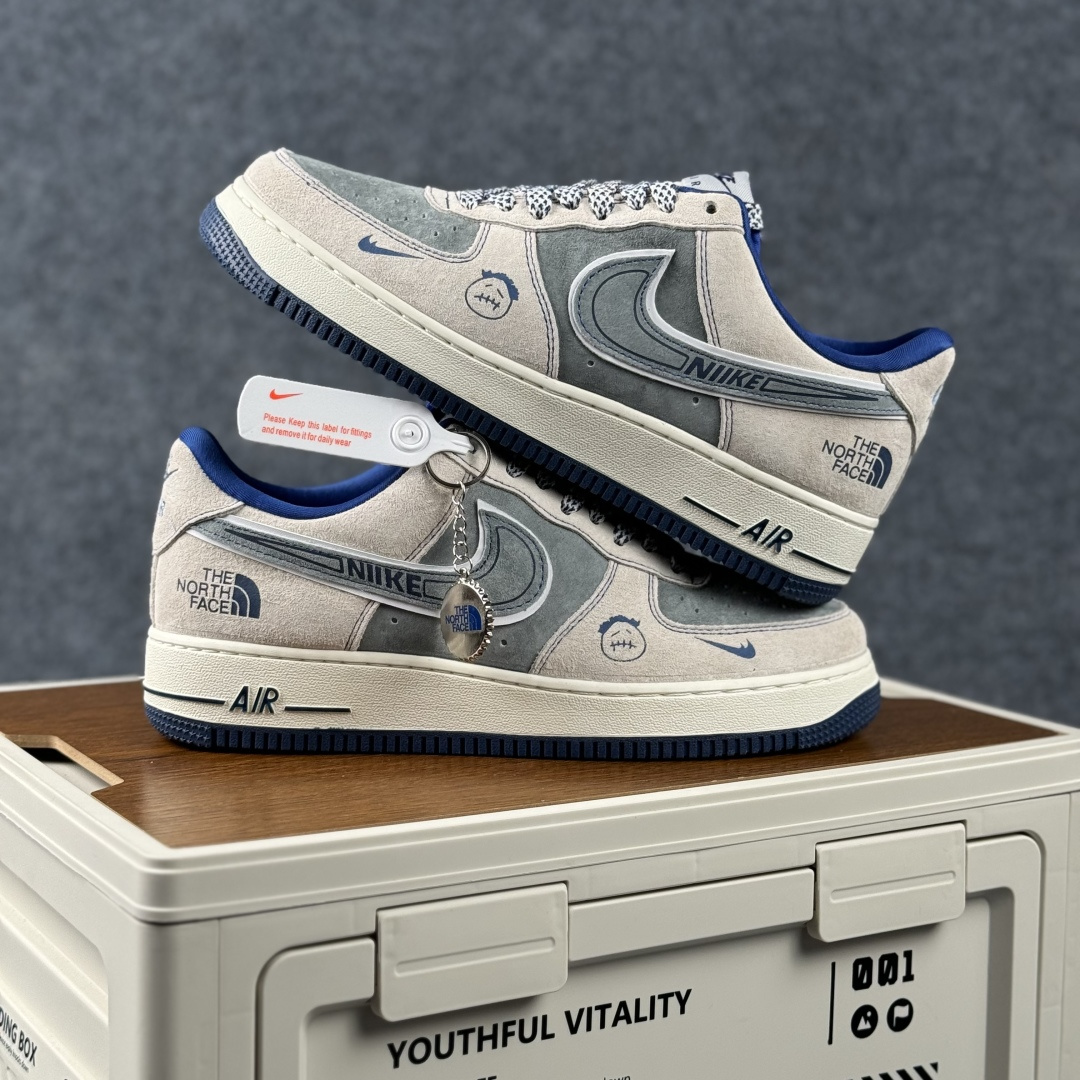 260 Nike Air Force 1'07 Low 北面联名 空军一号低帮休闲板鞋 SY1388-026-Chinese UA Cheap High Quatity Brand Clothes Bags handbags Sneakers wholesale wholesaler seller from China Factory suppliers Fashion Clothing Shoes best Quality Beautiful Price 260 Nike Air Force 1'07 Low 北面联名 空军一号低帮休闲板鞋 SY1388-026