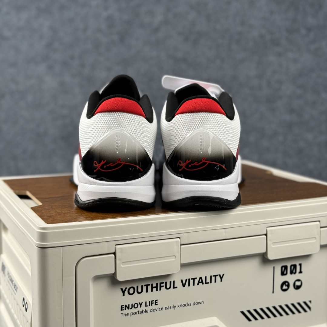 Nike Kobe 5 Protro「大师之路」 把艺术穿在脚下 让曼巴精神具象化 CD4991-867 Nike Kobe 5 Protro「大师之路」 把艺术穿在脚下 让曼巴精神具象化 CD4991-867