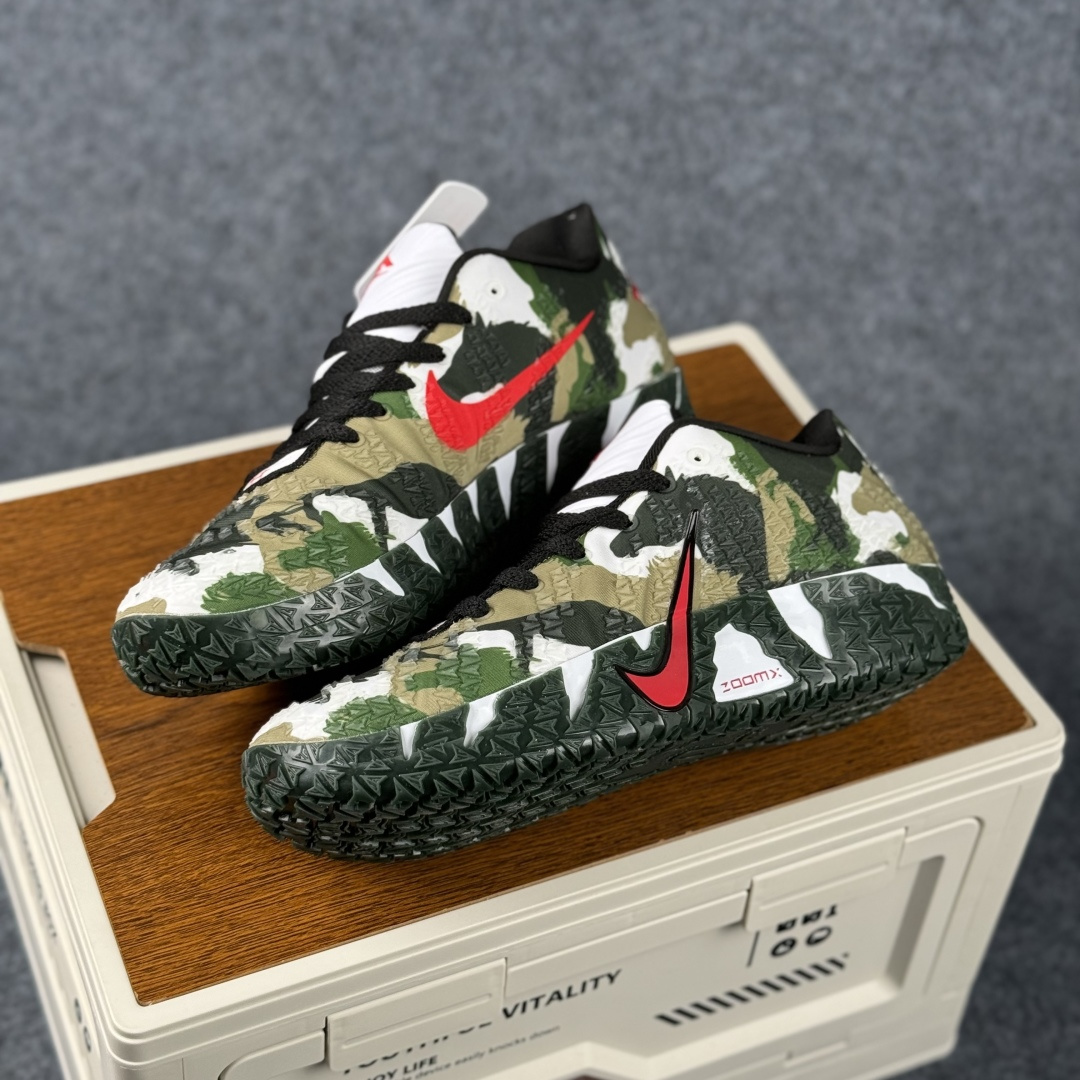 Nike Zoom 实战篮球鞋「丛林迷彩」 把球场变成你的战地 HF2794-013 Nike Zoom 实战篮球鞋「丛林迷彩」 把球场变成你的战地 HF2794-013