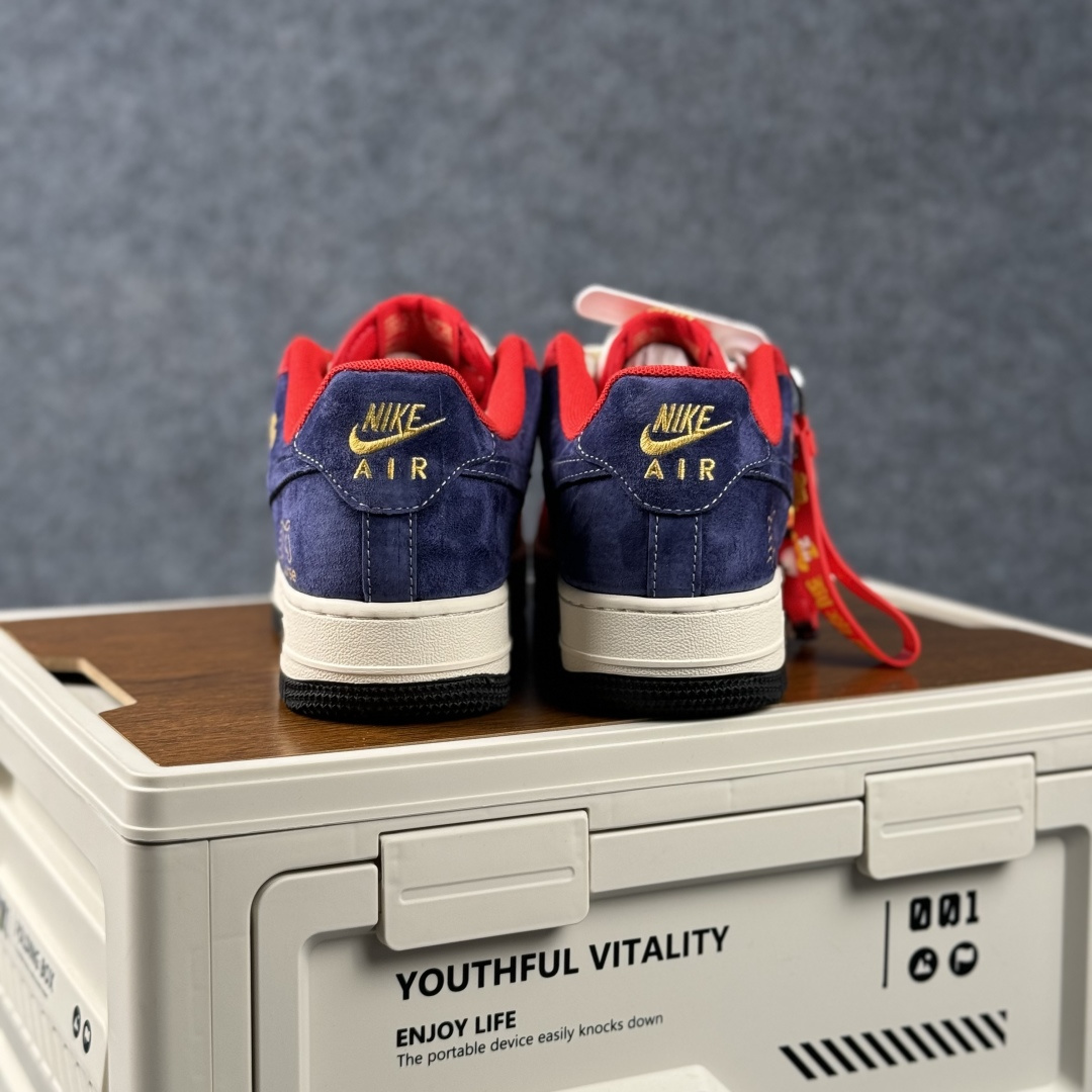 Nike Air Force 1'07 Low 马年限定 空军一号低帮休闲板鞋 XD0028-019 Nike Air Force 1'07 Low 马年限定 空军一号低帮休闲板鞋 XD0028-019