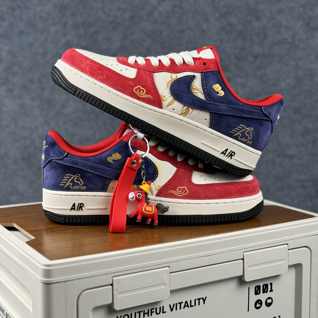 Nike Air Force 1'07 Low 马年限定 空军一号低帮休闲板鞋 XD0028-019 Nike Air Force 1'07 Low 马年限定 空军一号低帮休闲板鞋 XD0028-019