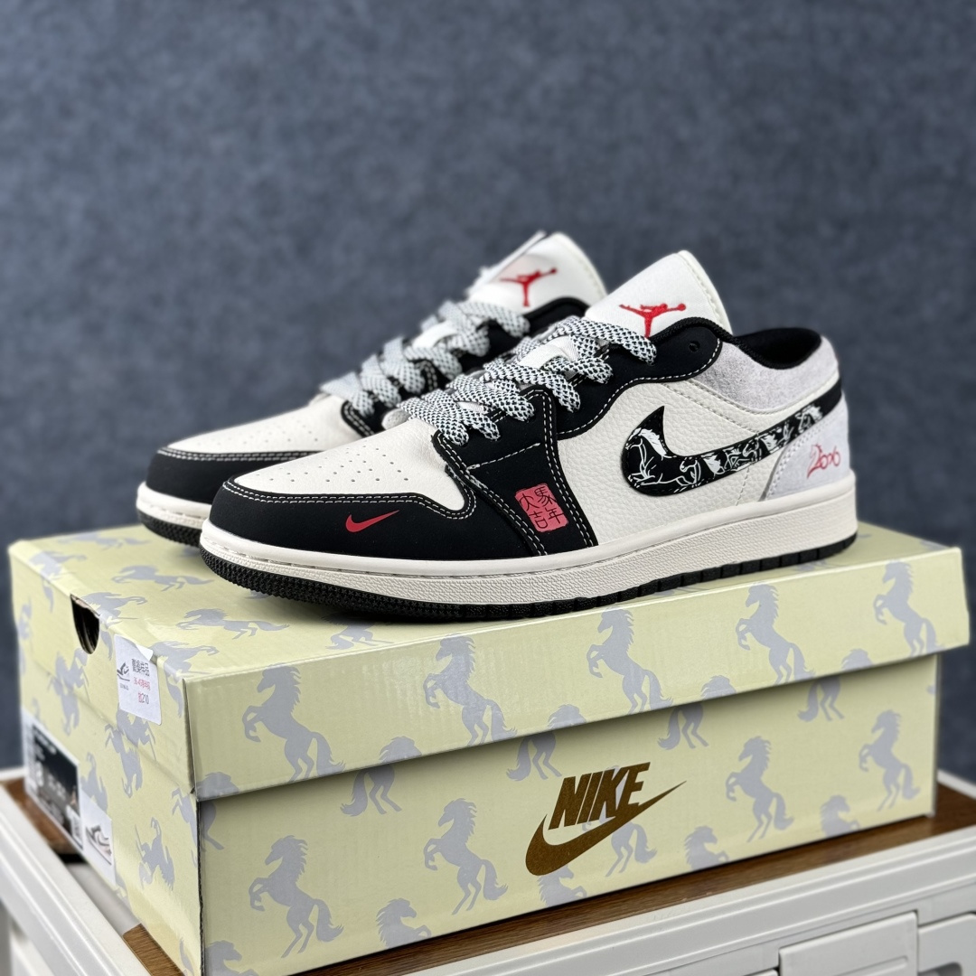 Air Jordan 1 Low AJ1 乔1 2026 马年限定 高端定制 低帮复古篮球鞋 LX1988-826 Air Jordan 1 Low AJ1 乔1 2026 马年限定 高端定制 低帮复古篮球鞋 LX1988-826
