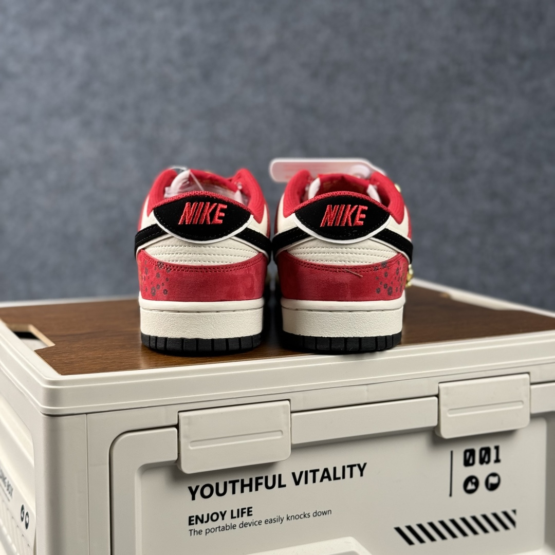 Nike Dunk Low Retro 2026 马年限定 周年高端定制 低帮休闲板鞋 DN3168-027-Top High Quatity Cheap Sneakers Fashion Clothing Clothes Bags handbags Shoes of all Brand wholesale With The best Quality And Beautiful Price from China Factory Chinese suppliers wholesaler seller Nike Dunk Low Retro 2026 马年限定 周年高端定制 低帮休闲板鞋 DN3168-027