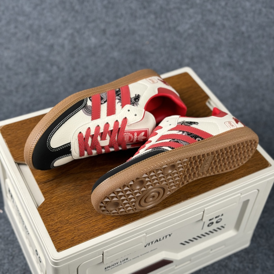 Adidas Handball Spezial Sanba 马年限定 LX0901 阿迪达斯经典款 桑巴德训 复古休闲板鞋-Top High Quatity Cheap Sneakers Fashion Clothing Clothes Bags handbags Shoes of all Brand wholesale With The best Quality And Beautiful Price from China Factory Chinese suppliers wholesaler seller Adidas Handball Spezial Sanba 马年限定 LX0901 阿迪达斯经典款 桑巴德训 复古休闲板鞋