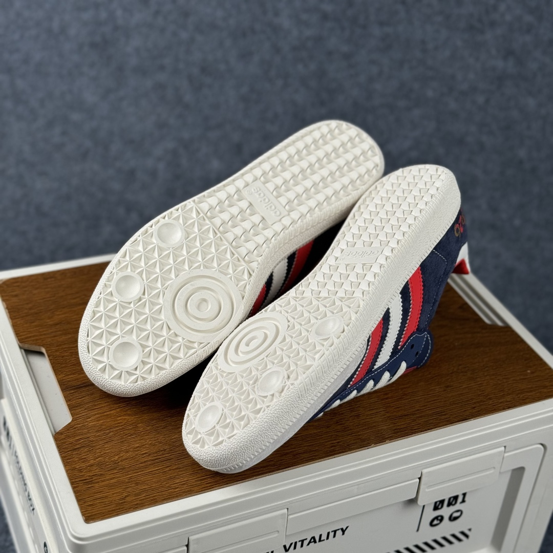 Adidas Handball Spezial Sanba 马年限定 LX0908 阿迪达斯经典款 桑巴德训 复古休闲板鞋-Top High Quatity Cheap Sneakers Fashion Clothing Clothes Bags handbags Shoes of all Brand wholesale With The best Quality And Beautiful Price from China Factory Chinese suppliers wholesaler seller Adidas Handball Spezial Sanba 马年限定 LX0908 阿迪达斯经典款 桑巴德训 复古休闲板鞋