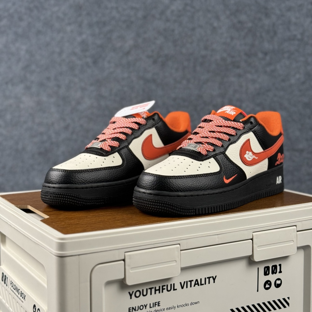 260 Nike Air Force 1'07 Low 马年限定 黑橙 空军一号低帮休闲板鞋 XD0028-018