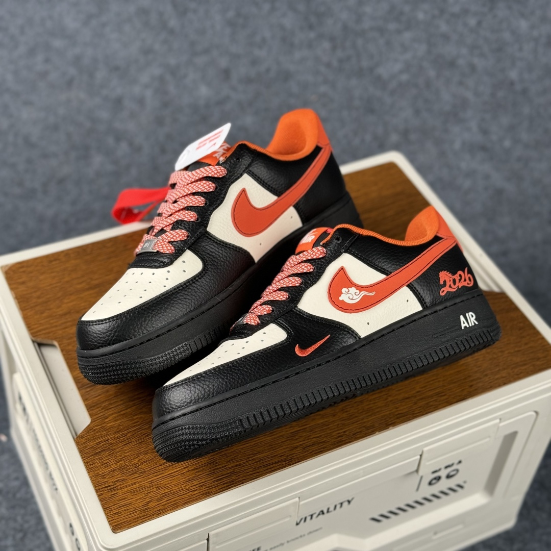260 Nike Air Force 1'07 Low 马年限定 黑橙 空军一号低帮休闲板鞋 XD0028-018